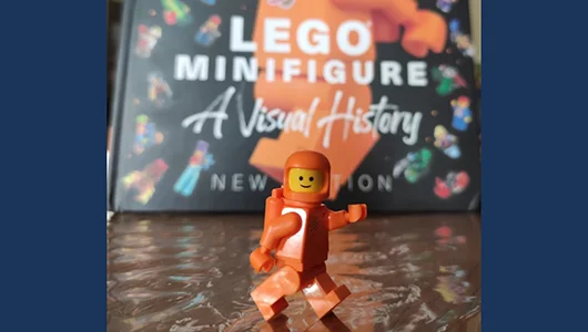 LEGO Minifigure A Visual History Kitap İncelemesi